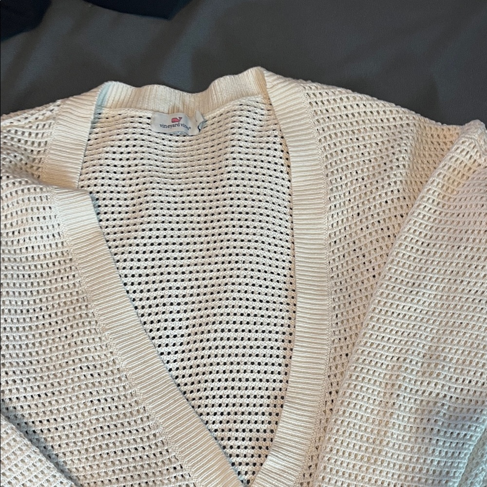 Vineyard Vines Women's White V-Neck Sweater